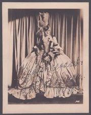 LOTTE LEHMANN - PHOTOGRAPH SIGNED 1946