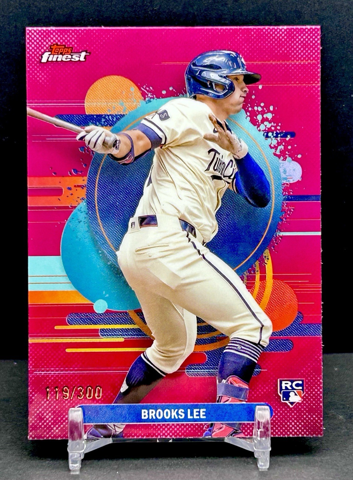 2025 Topps Finest BROOKS LEE Uncommon Magenta Refractor /300 #163 Twins
