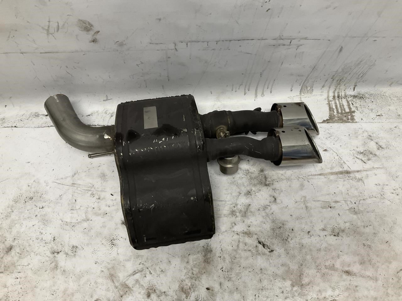 Maserati Quattroporte 2014-2017 REAR+RIGHT Muffler