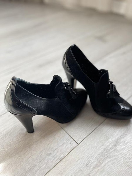 Women Moschino Heels Black Leather 35.5