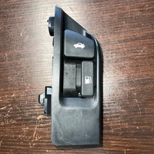 2020 - 2021 TOYOTA COROLLA Lever Sub-Assembly TRUNK RELEASE PN: 64606-12120