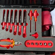 Wurth VDE 32 Piece High Voltage Tool Set  In Case EV /Hybrid Car Insulated Tools