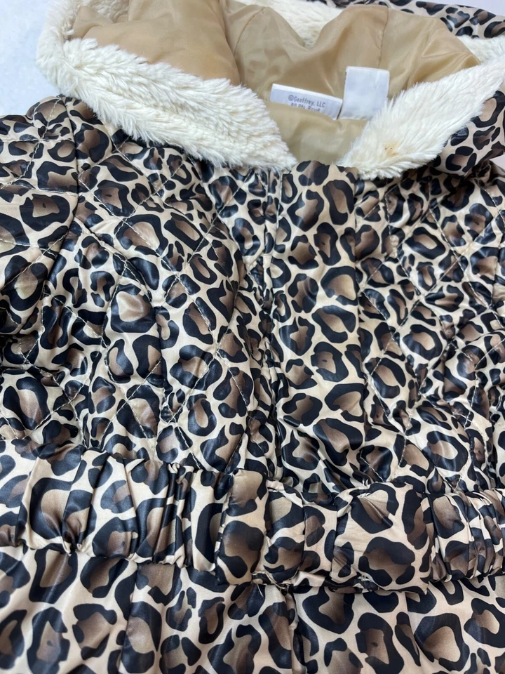 Abrigo acolchado con capucha de piel sintética con estampado de leopardo talla 24M/2T para bebés Rus niñas pequeñas Foto 3 de 4