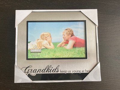 Malden Designs Grandkids Keep Us Young At Heart Picture Photo Frame 4  x 6  NIB