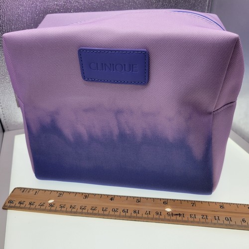 Clinique Make-up Toilettenartikel Reisetasche lila große Hülle Reißverschluss lila zweifarbig NEU - Bild 7 von 7