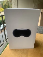Apple Vision Pro  256 GB  “EMPTY BOX” ONLY