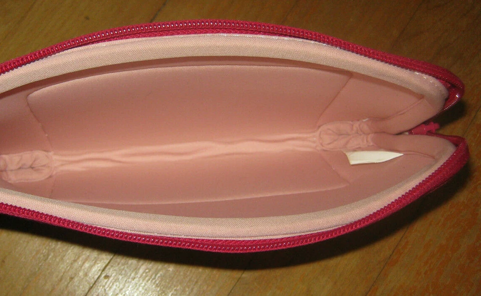 Belkin Grip 7" Kindle Tablet Grip Sleeve Pink E-Reader Case F8N518 - Image 3 of 4
