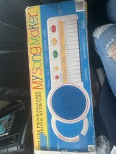 Alaron My Song Maker Deluxe Programmable Electronic Keyboard RY-9063