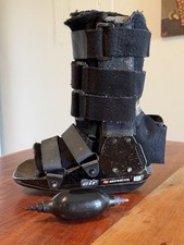 Kids Breg Wee Walker orthopedic walking boot