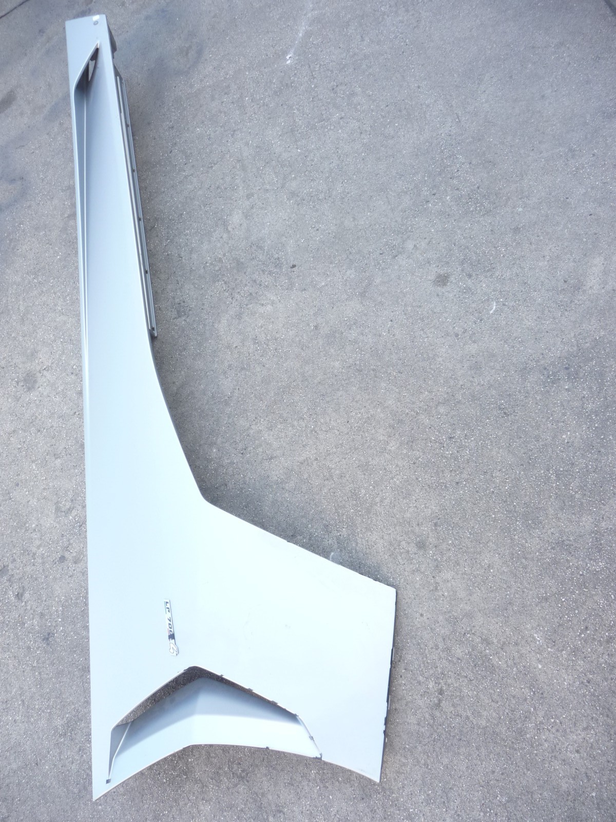 Lamborghini Aventador Left Rocker molding P/N 470853563