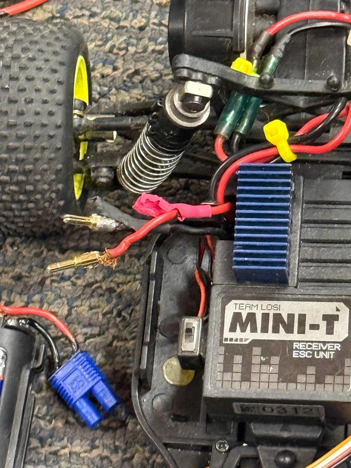 Original Losi Mini-T MiniT Mini T 1/18th Scale Truck RTR Ready To Run Blue - Image 3 of 4