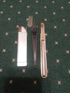 Vintage Shop Utility Knife Lot Of 3 Razor Blades Decent Usable Condition Unique