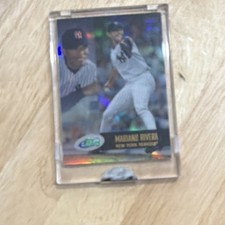 eTopps 2002 Mariano Rivera #43 New York Yankees Baseball Base Set Card