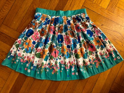 Modern Made Flower Power Knee Length Pleated Skirt Bright Groovy floral Spring
