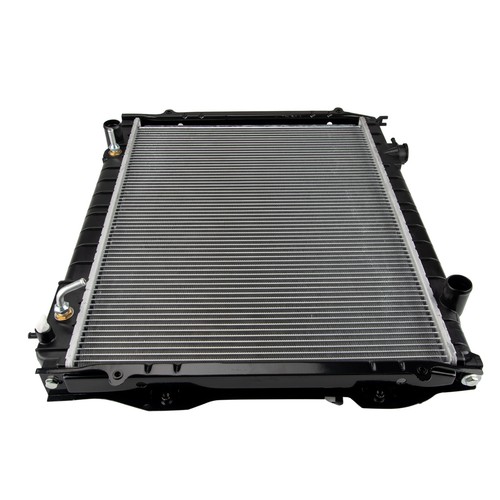 Radiator For Toyota Tacoma 1995 1996 1997 1998 1999 2000-2004 2.4 2.7 3.4L NEW - Picture 3 of 10