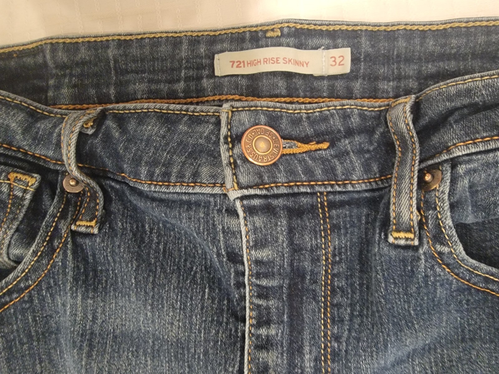 Levi's 721 stretch jeans: High Rise Skinny fit, Flattering Women's 32 thumbnail 5