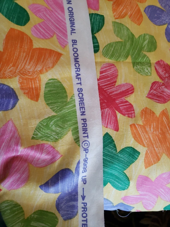 Vnt Sewing Fabric Bloomcraft Sketch Flower Brights Yellow 20x54" Cotton Poplin - Image 3 of 4