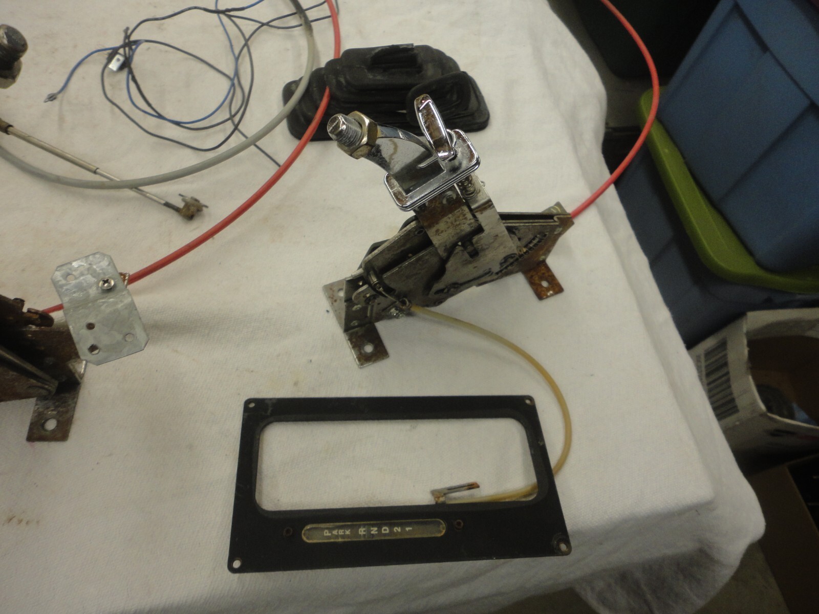 LOT OF 4 SHIFTERS,  Hurst Pro Matic ,  B&M Z-Gate Automatic , 2 OTHER NO NAME