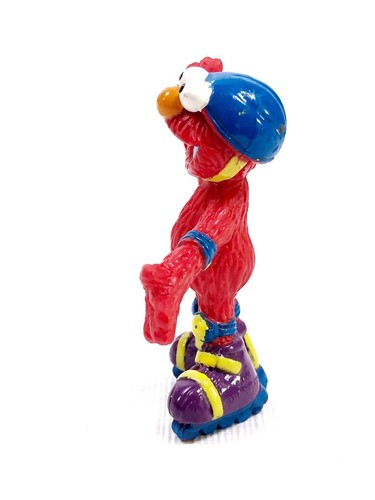 ELMO Wearing ROLLER SKATES Vtg Sesame Street PVC Figure Cake Topper Toy 2.5" - Picture 2 of 6