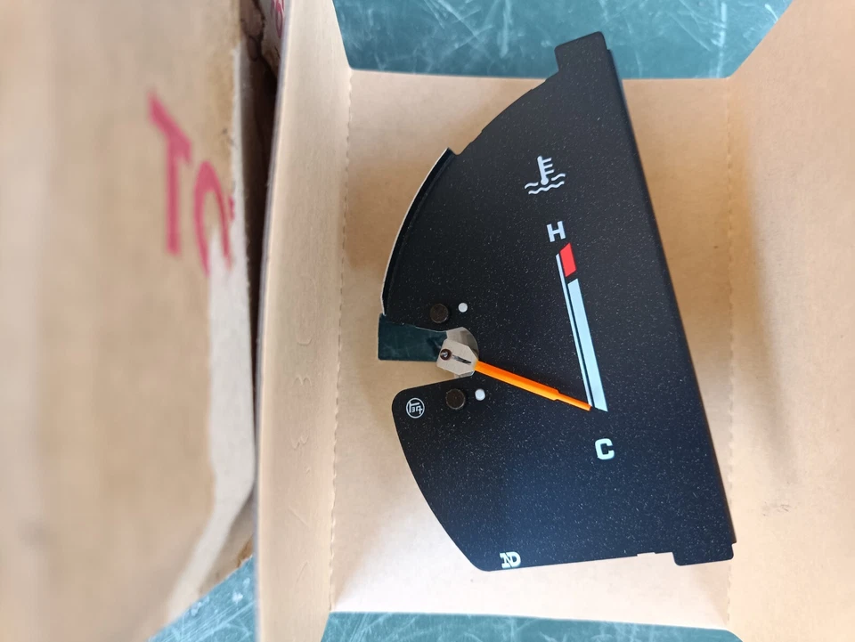 TOYOTA COROLLA KE70 TE71 AE71 CE70 1981-1987 WATER TEMPERATURE GAUGE GENIUNE NEW - Image 2 of 2