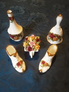 5 Items Royal Albert Old Country Roses 2 Shoes 1 Bell 1 Vase 1 Wheelbarrow VGC