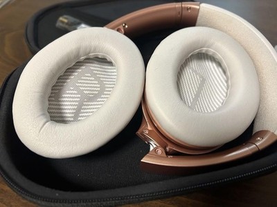 Bose QuietComfort 35 II Over the Ear Wireless Headphones - Rose