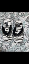 Yellow Box Slippers Size 8
