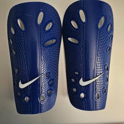 Nike Soccer Chin Guards J Guard Blue/White Size Small YouthShin Guard