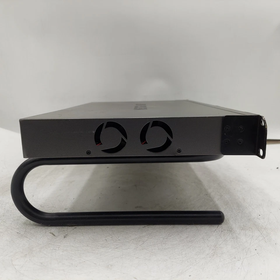 NETGEAR ProSAFE 12-port GIGABIT L2+ POE+ MANAGED SWITCH GSM7212P - Image 4 of 4