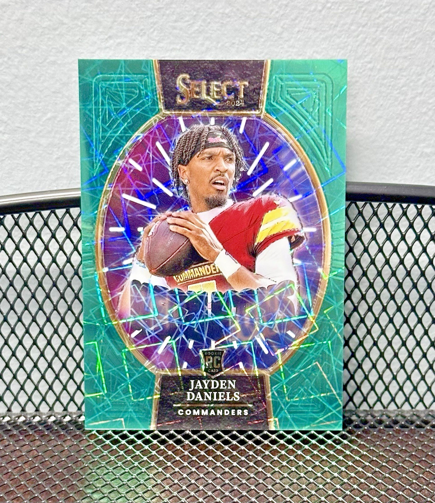 2024 Select Jayden Daniels Neon Icons Green 4/5