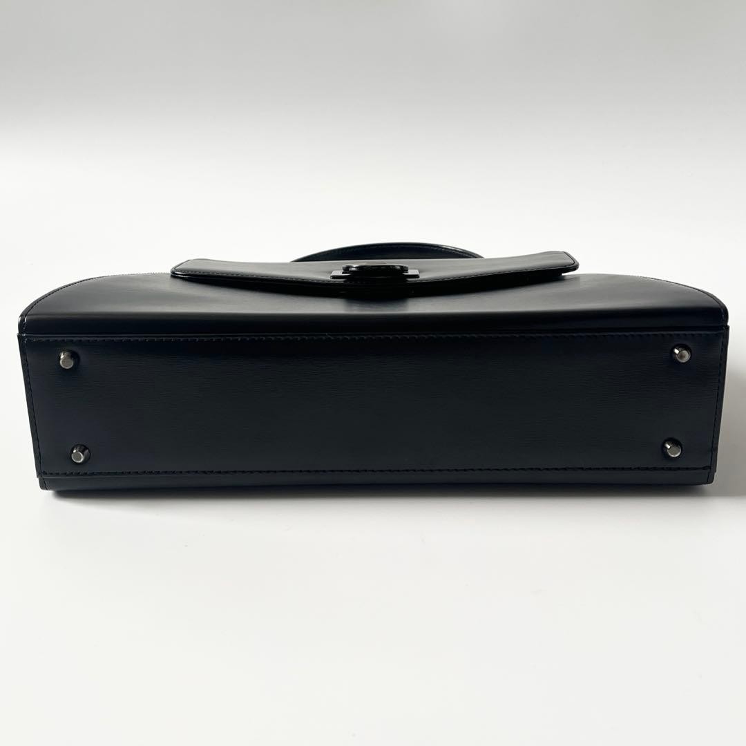 Givenchy 2-way Borodia handbag in black leather for formal wear thumbnail 6