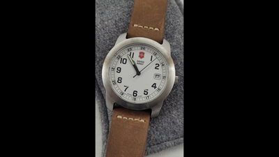 Victorinox Swiss Army Field Watch White Dial Swiss Made New