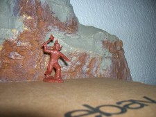 MARX 1950 INDIAN TOMAHAWK RUNNING 45MM TOY SOLDIER BROWN PLAYSET