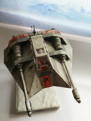 Bandai Star Wars Snowspeeder 1/48 orange Vers. Model Kit zusammengebaut & bemalt
