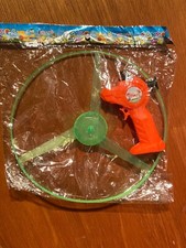 Pull and Launch Lighted Spinner Toy Green NEW oo1