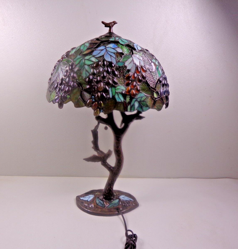 2008 Tiffany Style Stained Glass Tree Motif w/Birds Lamp - Picture 6 of 21