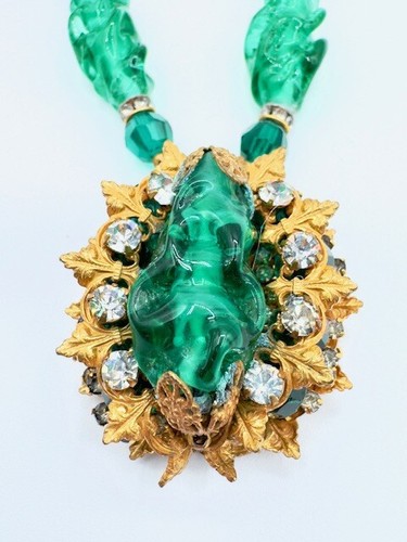 Miriam Haskell Green Glass And Russian Gold Pendant Necklace - Signed- Rare - Picture 2 of 7