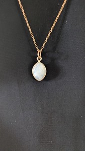Authentic Natural Moonstone Pendant Necklace Gold Plated 925 Silver-Tone