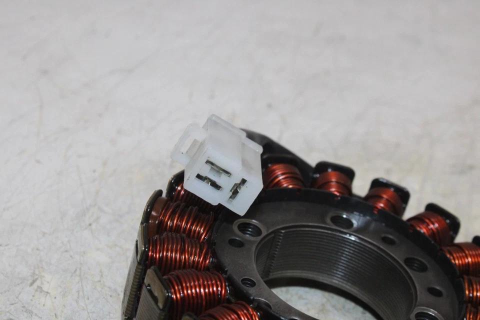 05-06 KAWASAKI NINJA ZX6R ZX636C OEM GENERADOR DE ESTATOR ALTERNADOR MAGNÉTICO Foto 4 de 4