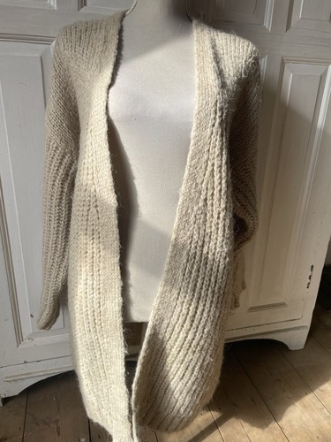 Beige Chunky Knit Zara Longer Cardigan/ Jacket. Medium