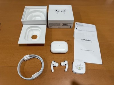 Apple AirPods Pro with MagSafe Wireless Charging Case and OEM box / accessories