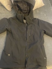 The North Face Women's Jacket Size Small. Slightly Worn. Excellent Condition