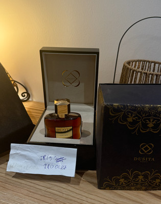 Dusita Oudh Infini 1st Batch Gold Label unsprayed