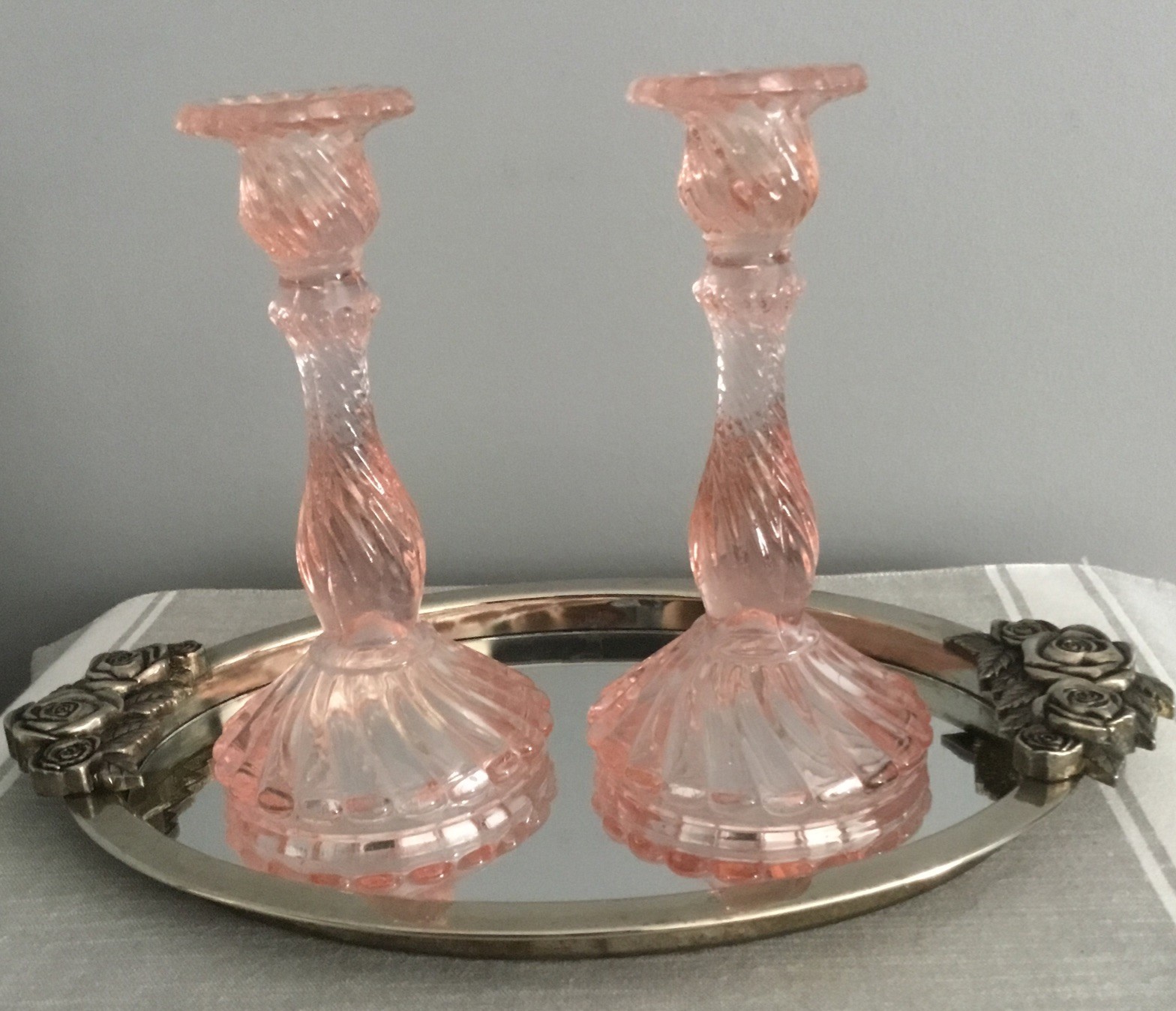 Art Deco Pink Shabby Chic Glass Candlesticks Swirl Design 8&rdquo; Vintage