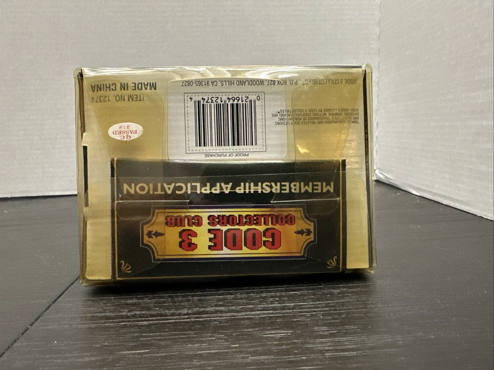 CODE 3 SUBURBAN DIECAST 1:64 CHEVY EMS RAPID RESPONSE WASHINGTON DC NEW! NIB - Image 4 of 4