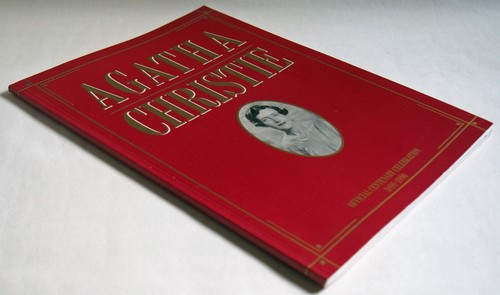 AGATHA CHRISTIE / OFFICIAL CENTENARY CELEBRATION 1890 - 1990 / ILLUSTRATED BIO - Picture 2 of 6