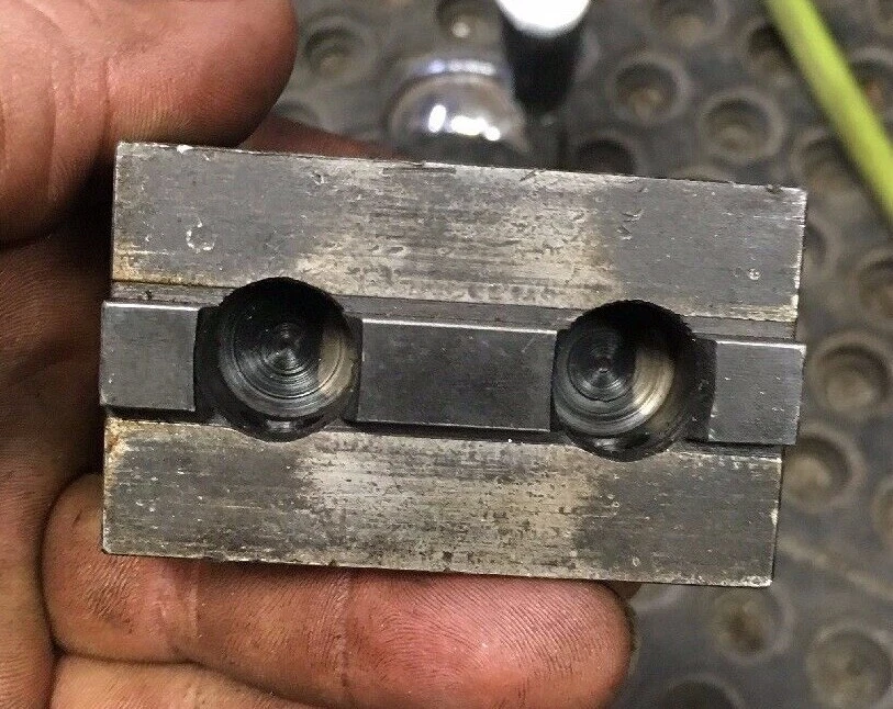 Torno de metal HARDINGE D6 MULTIHERRAMIENTA soporte de banda 2 x 7/16 para torno Chucker Foto 3 de 4