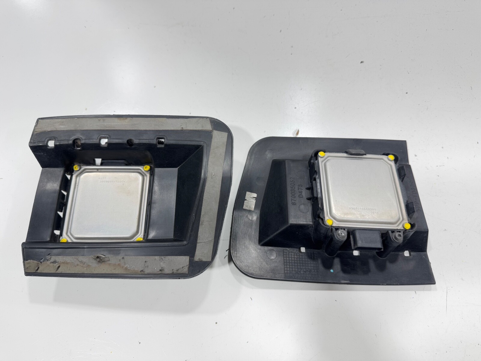 2017 - 2020 Maserati Lavante Rear blind spot radar L&R OEM 670101840