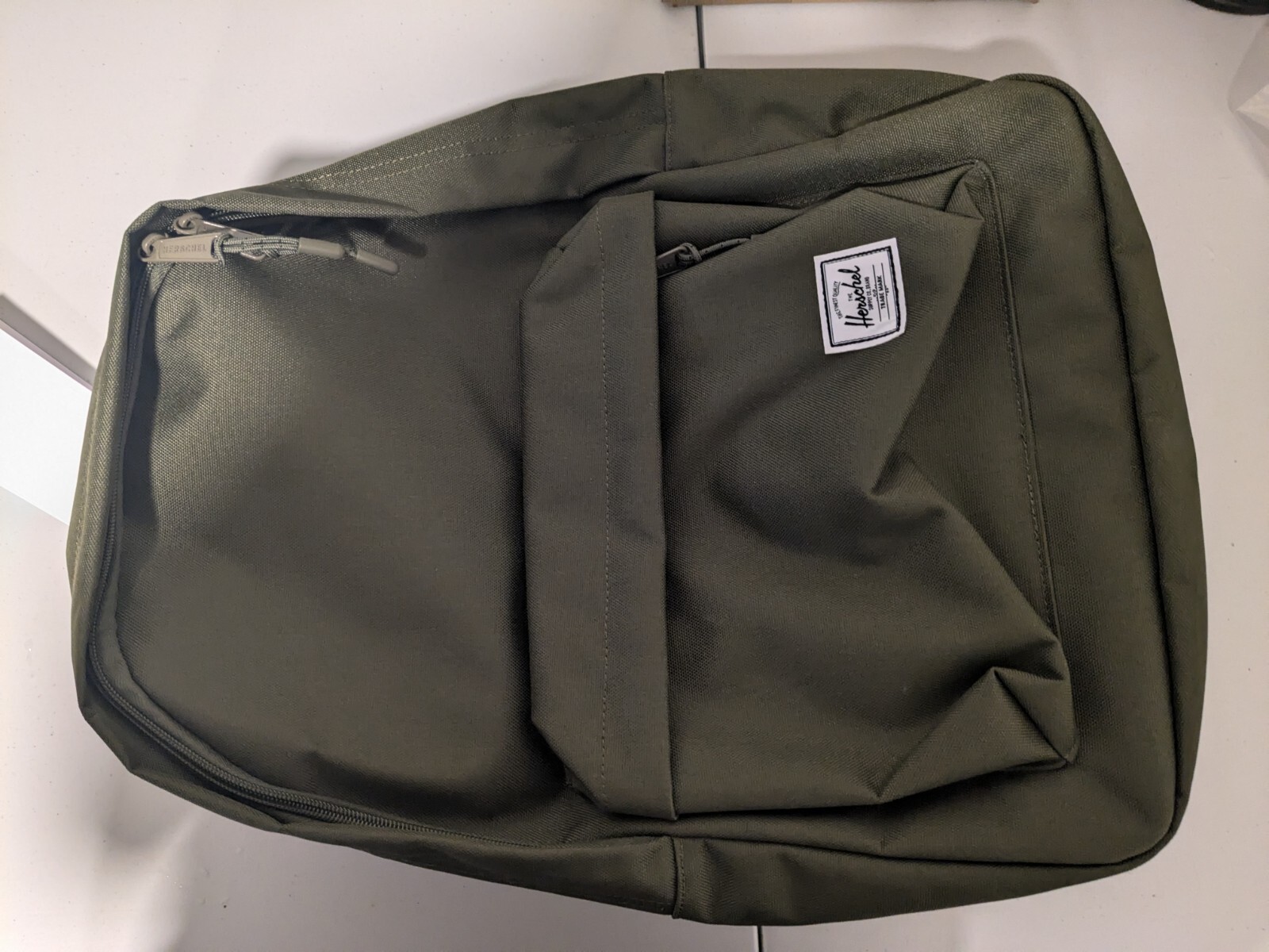 Herschel classic backpack, (standard size) Ivy Green New fast shipping