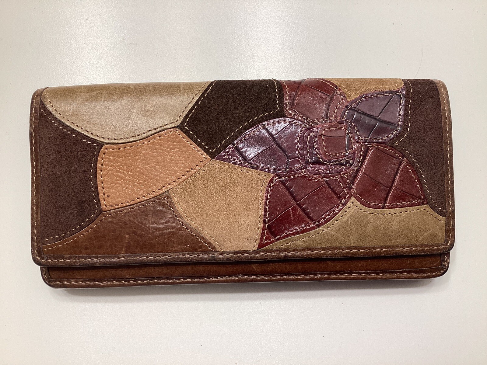 Fossil Patchwork Leather Wallet Flower - image 1